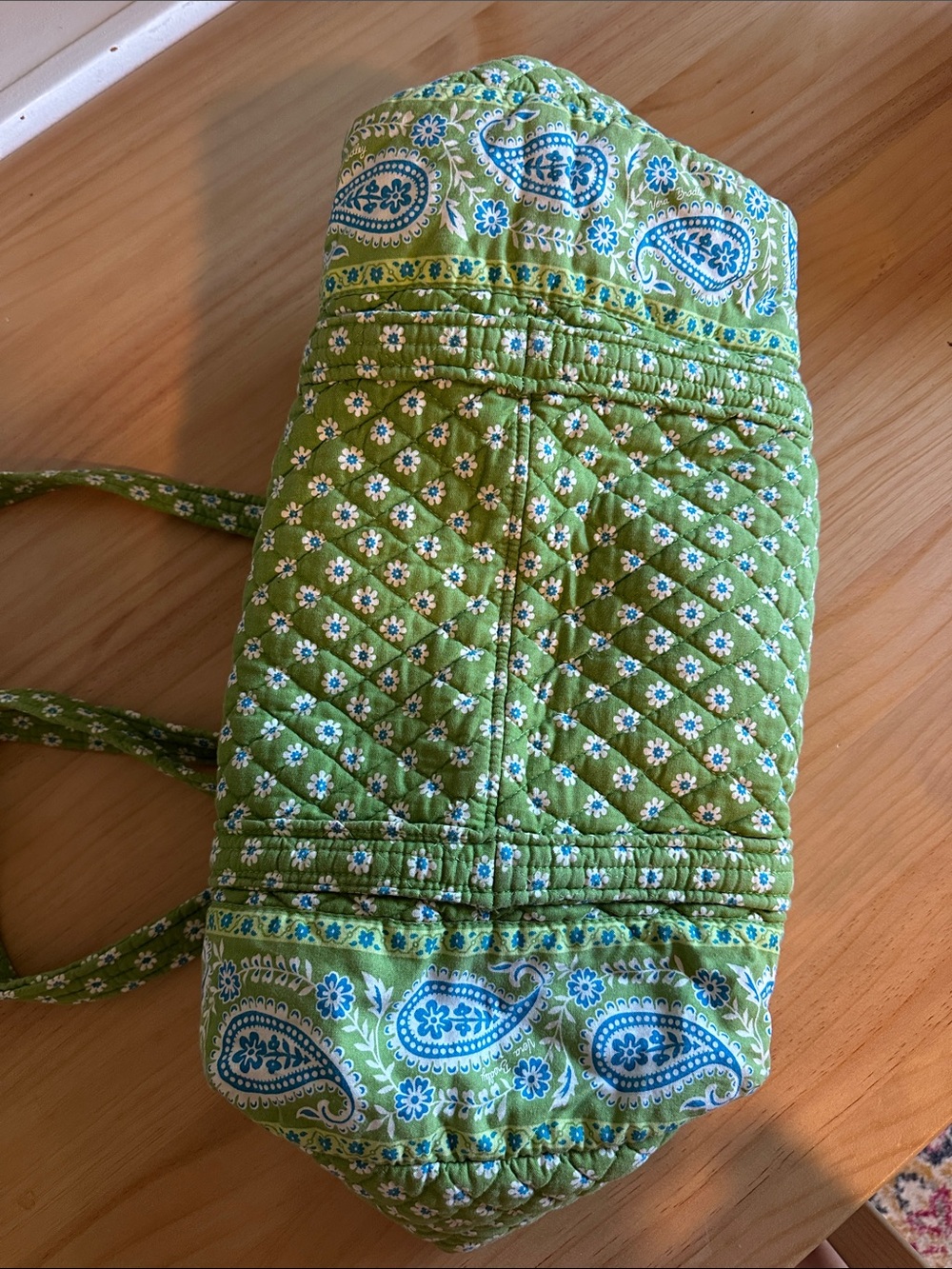 Vera Bradley Green Quilted Paisley Daisy Duffle Bag - Picture 4 of 5